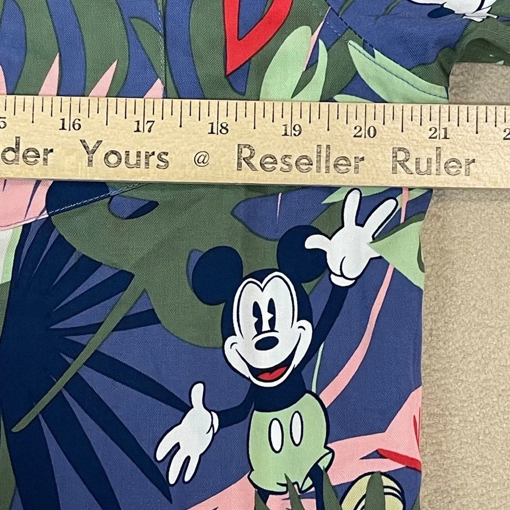 Disney Mickey Mouse Aloha Hawaiian Shirt Men's Size S‎ Vacation Resort Print